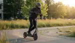 Dual-Motor E-Scooter: Kraft und Kontrolle