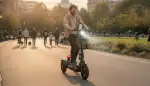 Dreirad-Scooter: Gepäck einfach mitnehmen