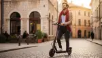 Vespa-Style E-Roller: Zeitlose Eleganz neu erleben